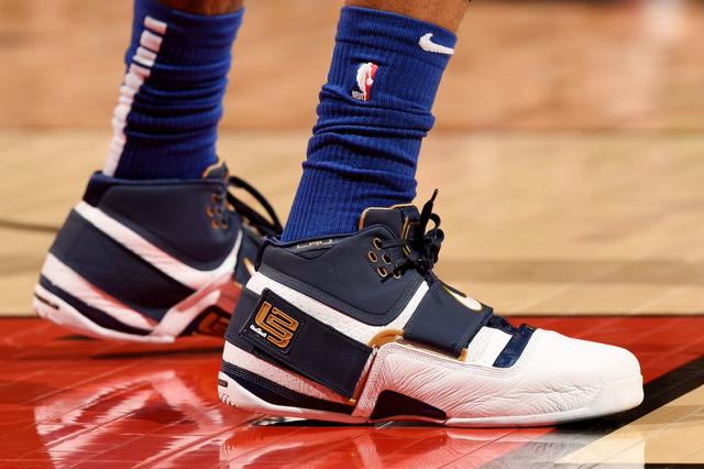 香港总决赛开赛不到3小时，雨果0比3惨败！林昀儒拿到首个8强席位（香港总决赛开赛不足3小时，雨果0-3告负，林昀儒率先锁定八强席位）