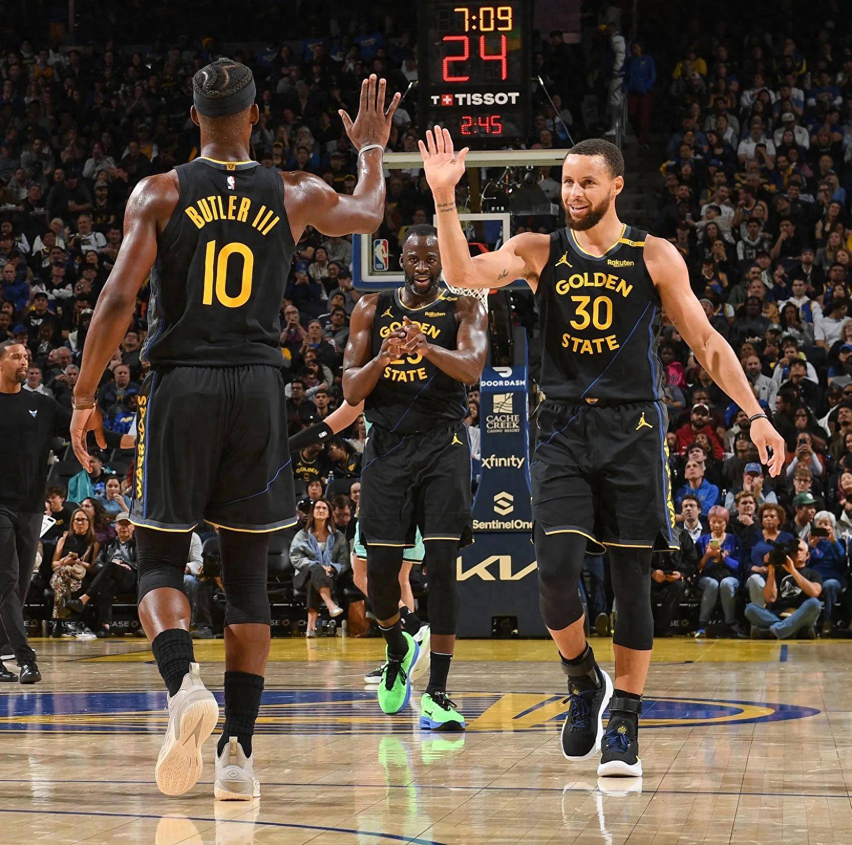 萨内蒂谈何塞普车祸事件：意外总是难免的，我们都会支持他（萨内蒂谈何塞普车祸：意外在所难免，大家都会支持他）