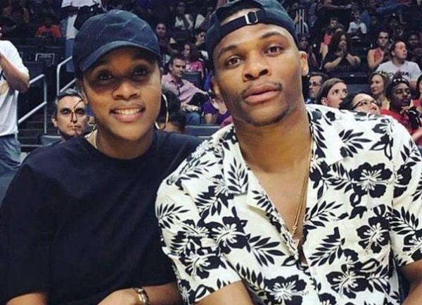 尤文官方：加蒂右膝内侧半月板受伤，将接受手术（尤文官宣：加蒂右膝内侧半月板受伤，将接受手术治疗）