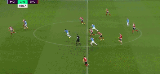 命啊！1.3亿巨星终于进球了，却被判乌龙，仰天长叹：18场0球3助