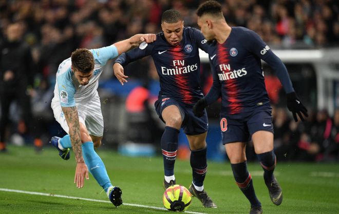 西媒：恩里克执教大获成功，巴黎希望与其签署“终身合约”（西媒称：恩里克执教成绩斐然，巴黎欲与其签订“终身合同”）