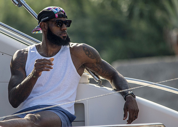 拉门斯：像曼联这样的俱乐部理应有欧战，我们现在正为此努力（拉门斯：曼联这级别的球队就该踢欧战，我们正全力争取）