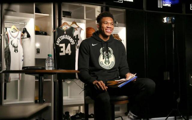 库普梅纳斯：我们想拿意杯冠军，但接下来要专注踢那不勒斯（库普梅纳斯：目标意杯夺冠，眼下全力备战那不勒斯）